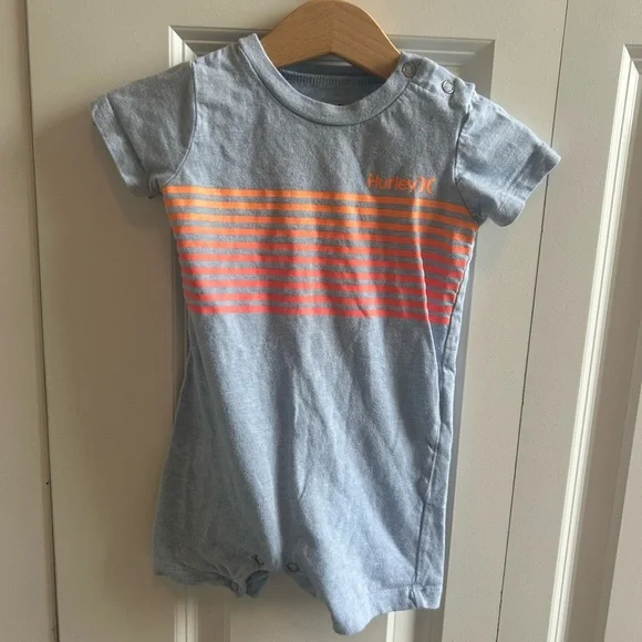Hurley romper size 12 months - Picture 1 of 4